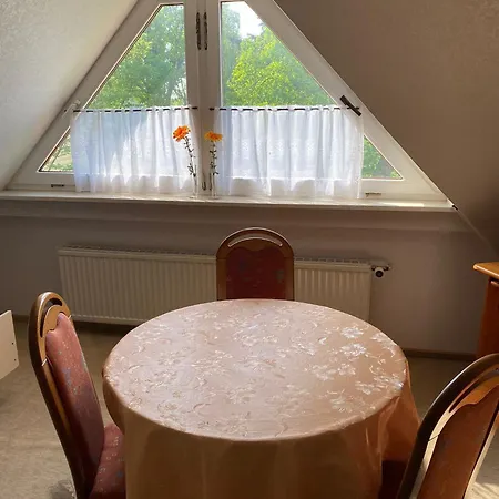 فندق مبيت وإفطار Hof Kueselberg